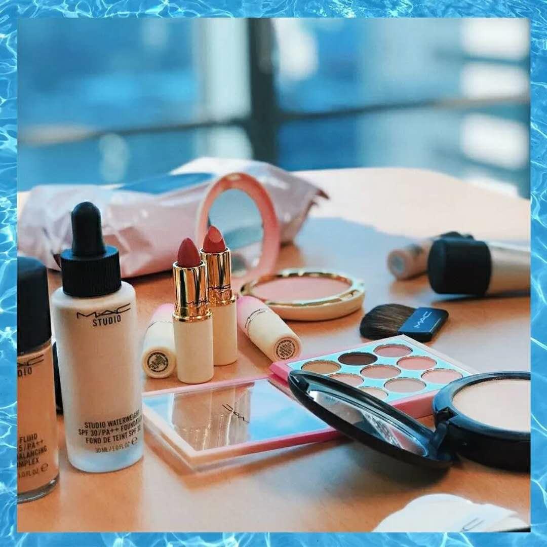 gucci和ysl有什么共同点,gucci狗年限定