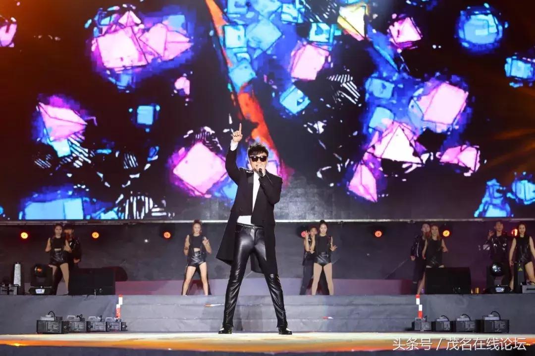 浠婂婕斿嚭鐜板満鍡ㄧ炕鍏ㄥ満,浠婂鍡ㄧ炕鍏ㄥ満鐜板満