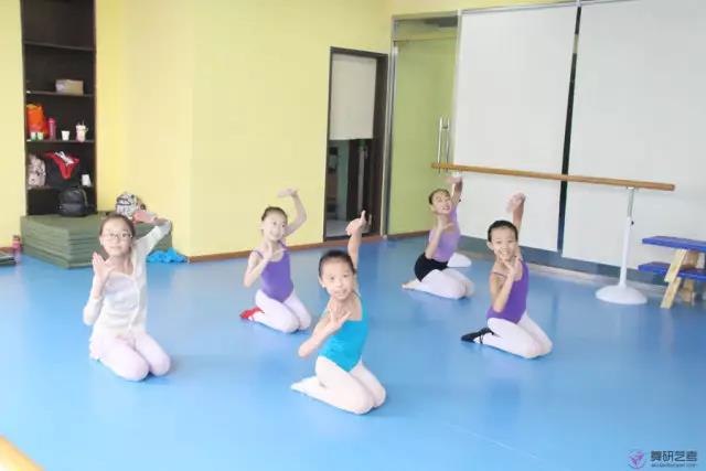 软开度练习常用的训练方法,软开度训练的你们怎么坚持下来的