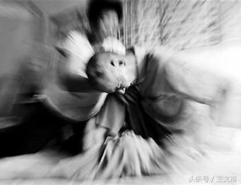 在戒毒所里有戒断反应,戒毒过程毒瘾发作的自述