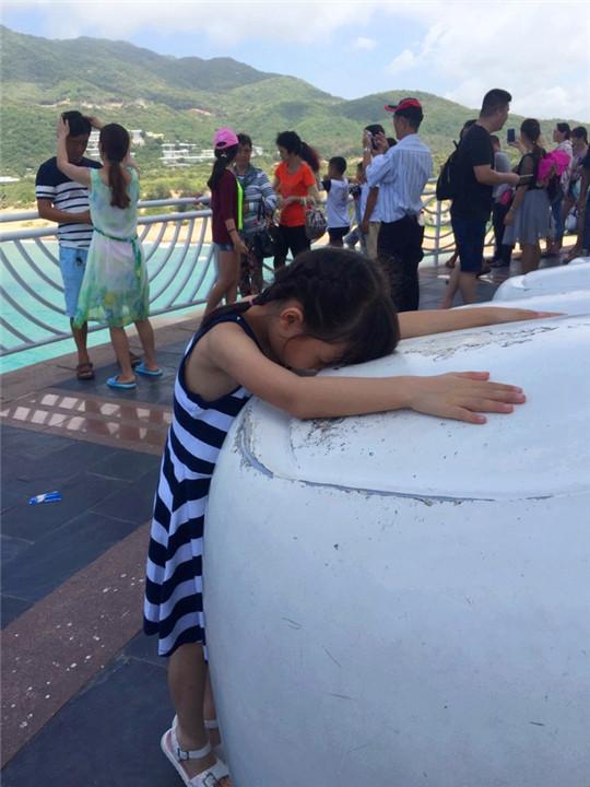 带着一家子来海边,带着一家子去旅游