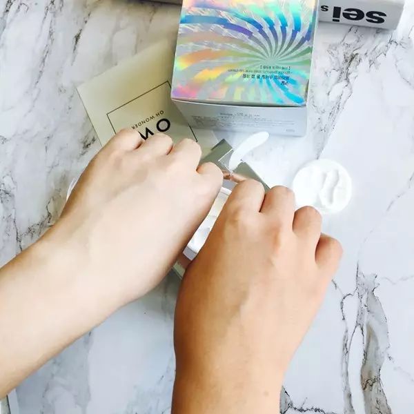 bb霜cc霜素颜霜气垫有什么区别,bb霜cc霜隔离霜素颜霜区别