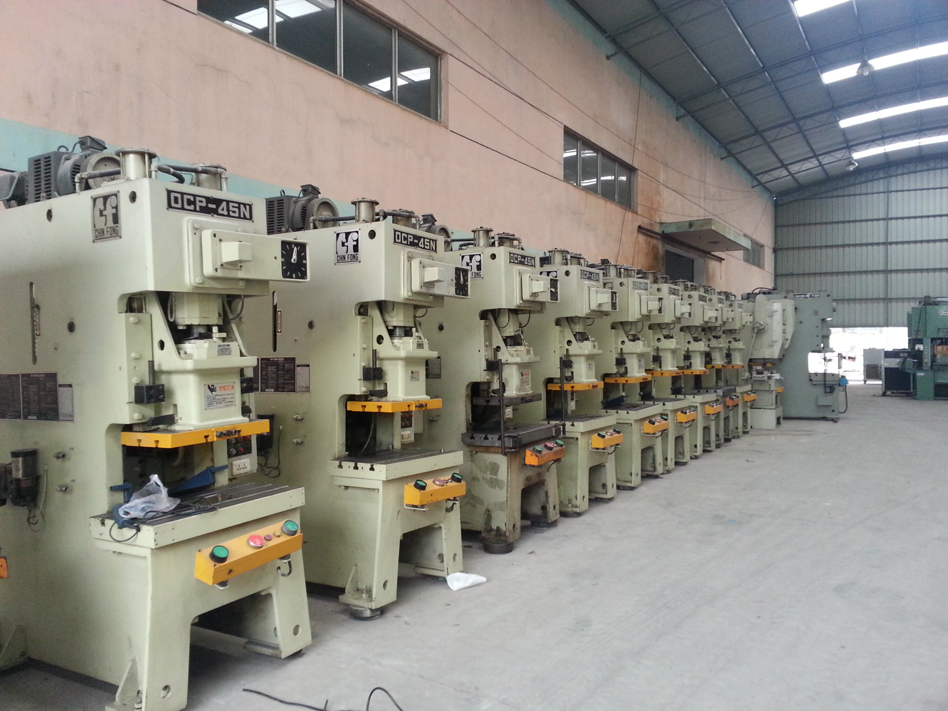 冲床属于什么工业类型,冲床的类型区别有哪些