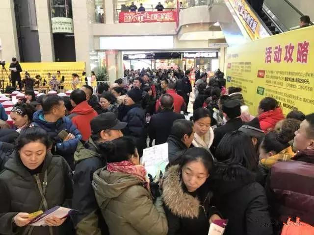 星高轮开业就是壕!5台iphone8、各种豪礼免费送!