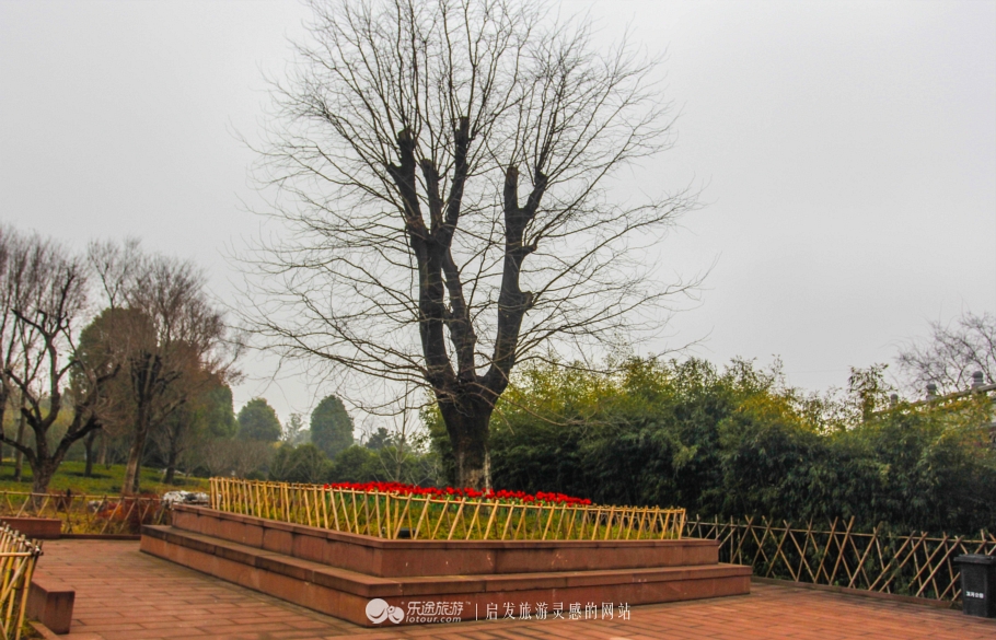 安徽省一个县，人口200万，人均GDP2万，还是管仲故里，真了不起