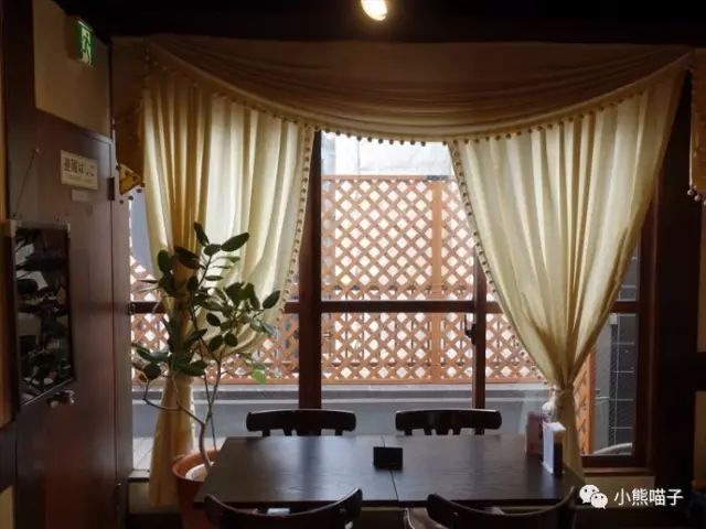 秋叶原女仆咖啡店互动,日本秋叶原女仆咖啡店