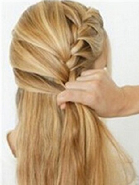 温柔风清新发型长发扎法,长发女生发型扎法学生简单又好看