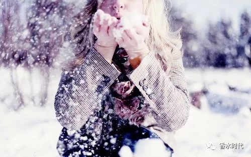 香味可持续一整天的10款香水,闻起来很清新的大牌香水