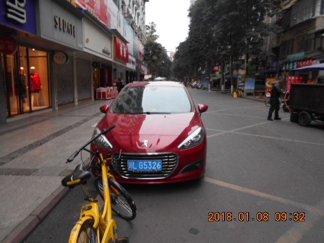 “停车反面教材”最新一期公布，快来看看是否有你认识的车牌号