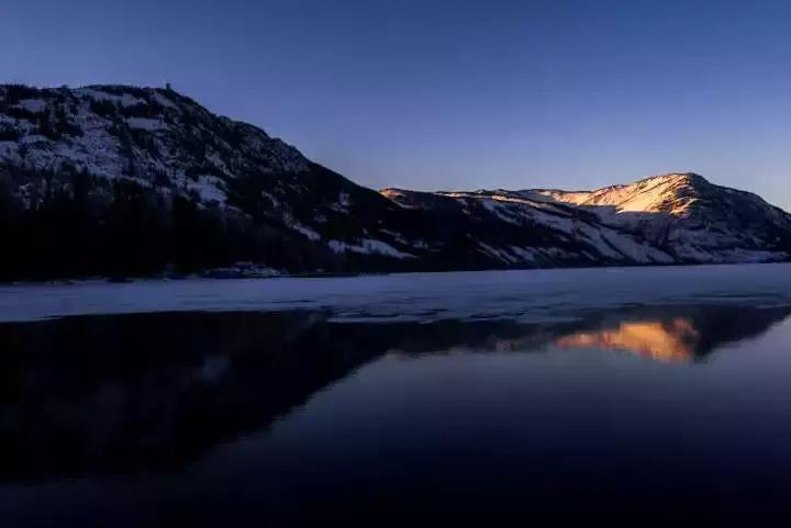阴天室外拍照几点光线最好,下雨天拍照的注意事项