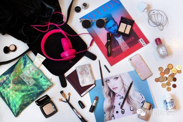 女孩子的包里到底装有什么,女人的包里都装什么