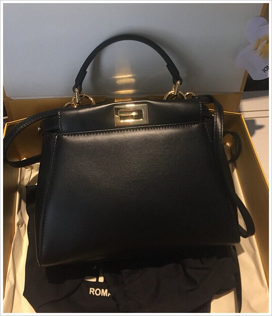 富家千金到自家商场消费,富家千金到商场买东西