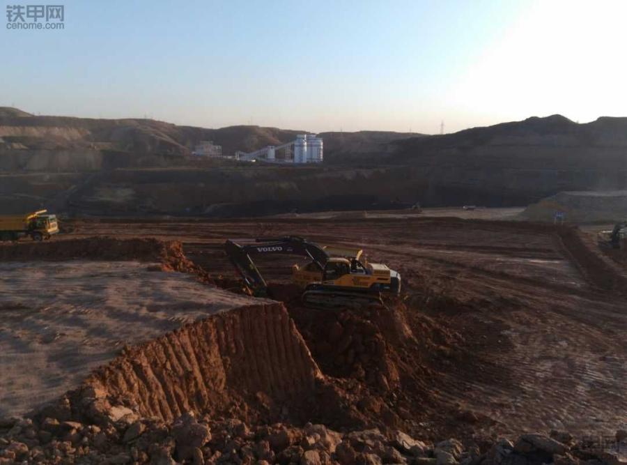 沃尔沃ec360b挖掘机是哪一年产的,沃尔沃ec360blc挖机速度怎么样