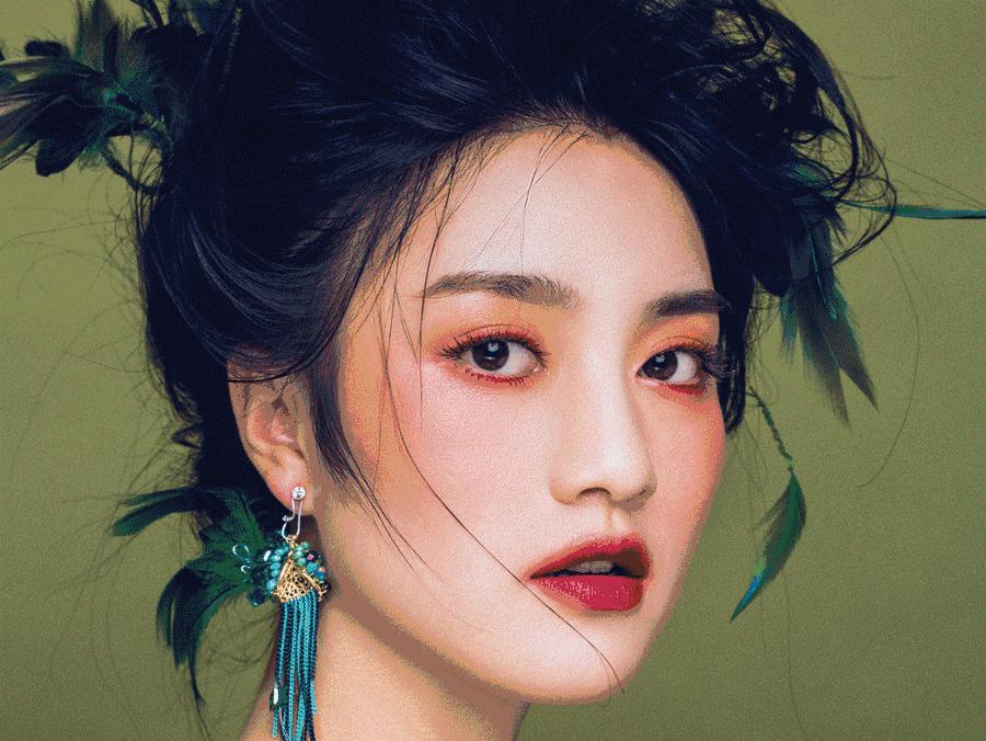 哇，那女生好漂亮了！切，还不是化出来的