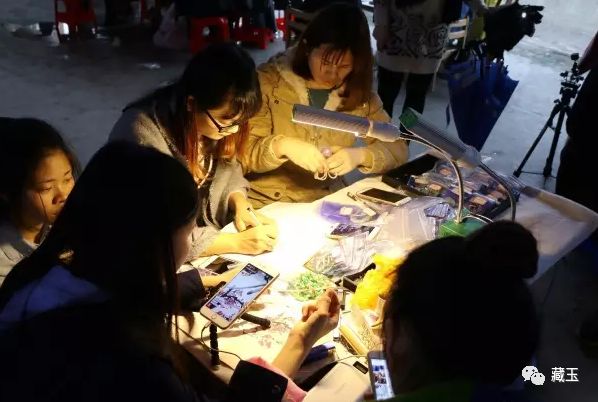 玉石直播黑幕揭秘——骗你没商量！