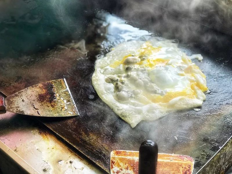 南京有名的新街口小吃街,南京新街口明瓦廊美食街旅馆