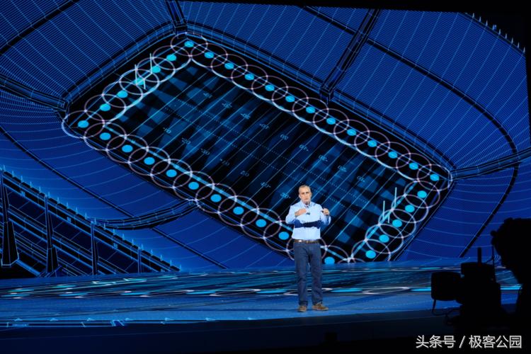 虚拟乐队、飞行汽车、室内无人机，英特尔CES上狠狠秀了一把肌肉