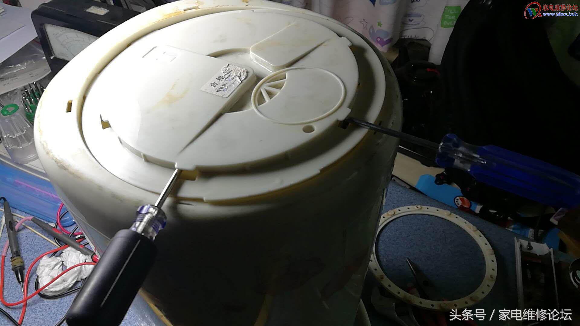 电热水壶不上水故障拆抽水泵,电热水瓶不出水如何维修