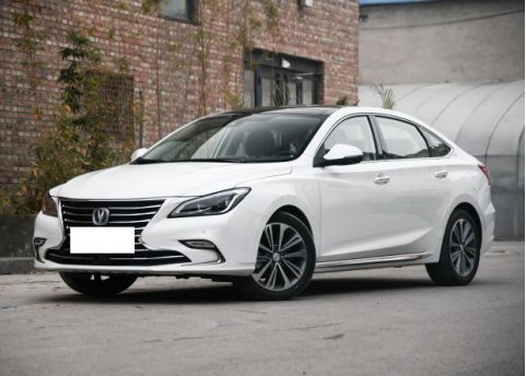 长安睿骋cc1.5t油耗,凭实力说话的轿车