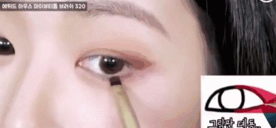 周冬雨单眼皮小眼睛怎么画眼妆,周冬雨同款眼妆教程