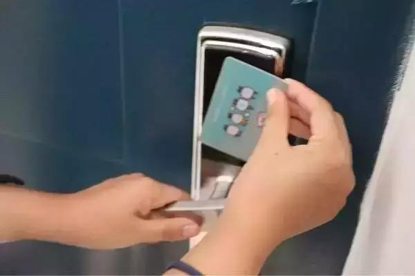 湖南一本宿舍有空调的学校,湖南哪些高校没有空调