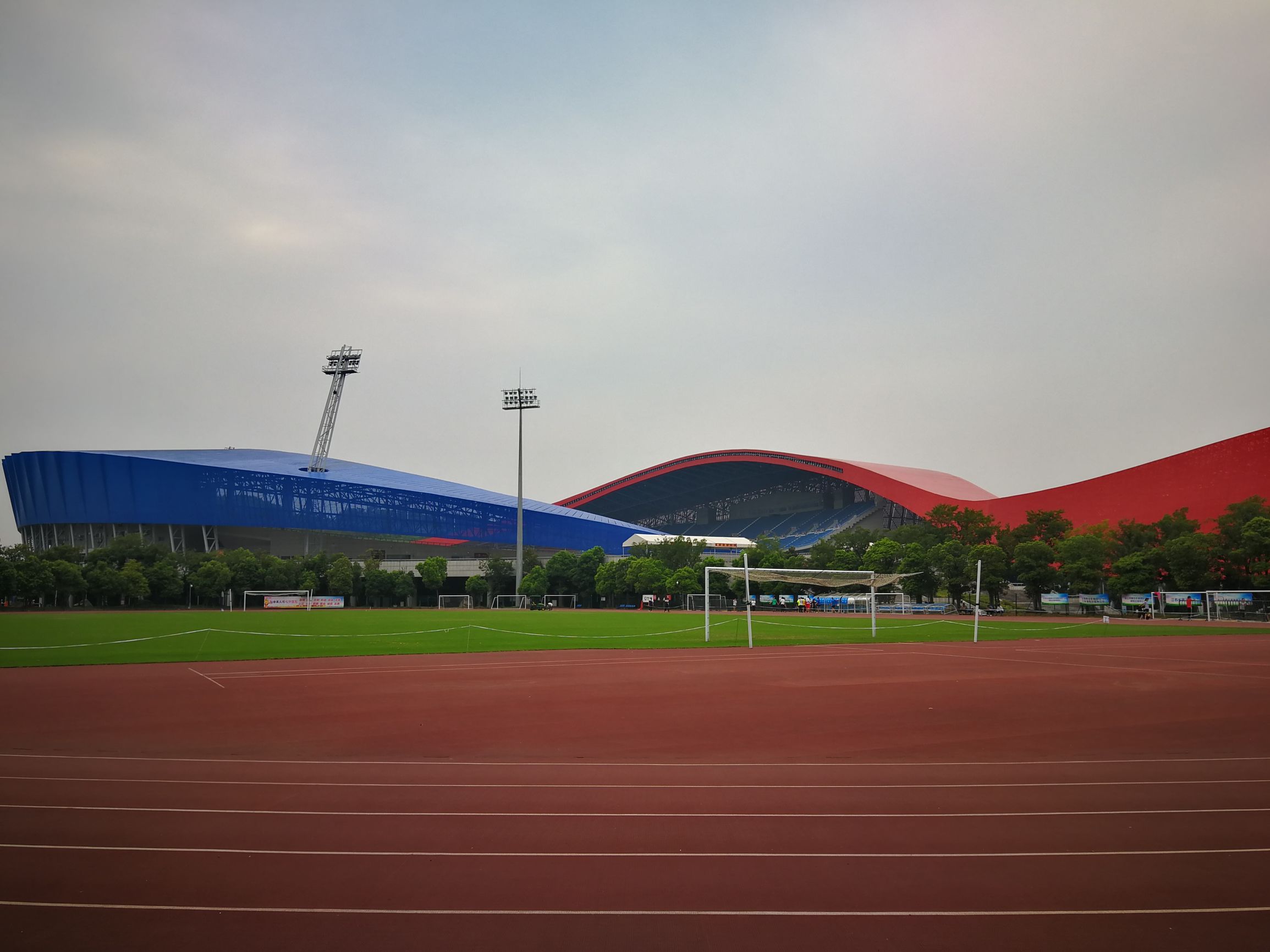 镇江市地标建筑,镇江新体育馆项目