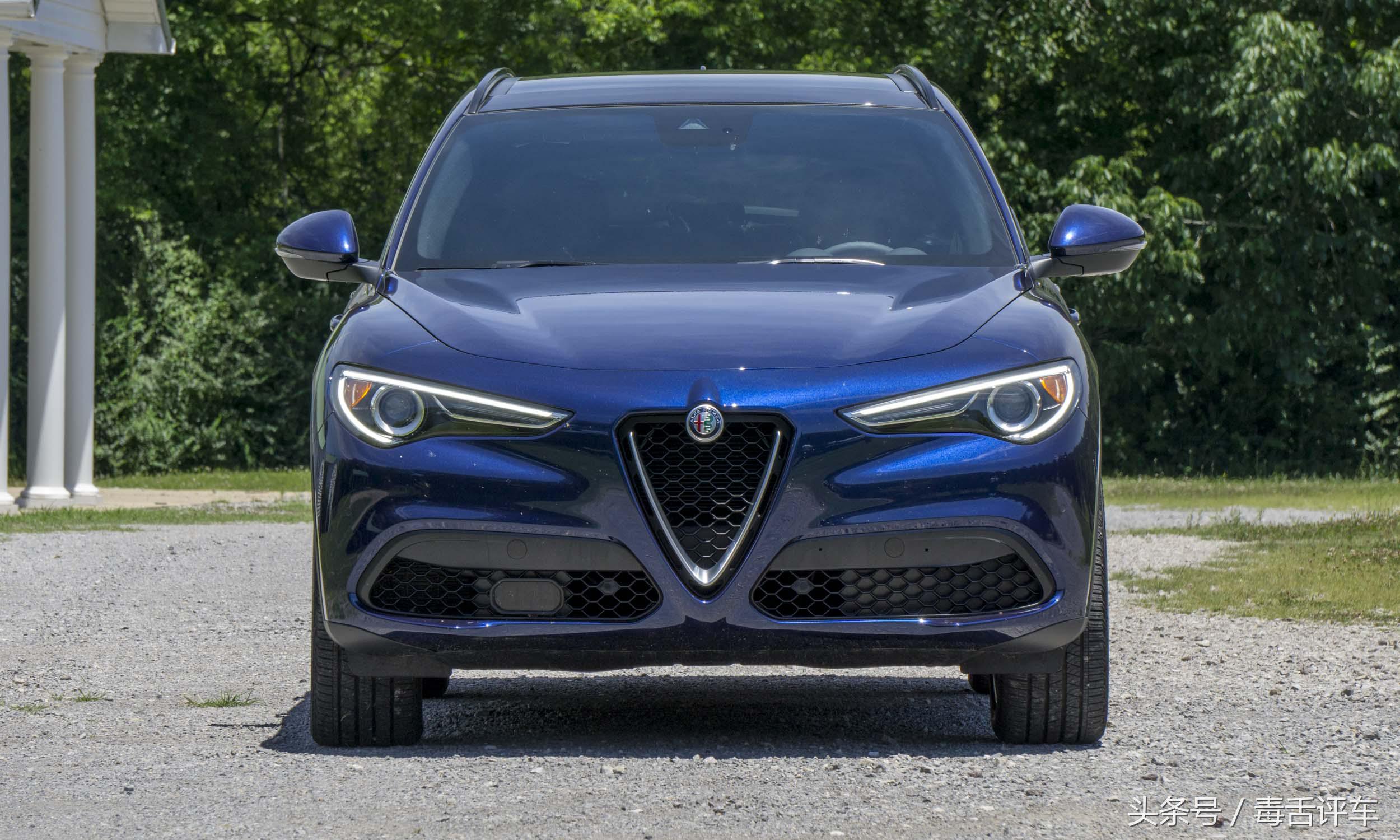 阿尔法罗密欧车stelvio品质,阿尔法罗密欧stelvio提车仪式