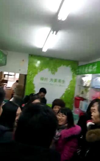 和顺街道百姓们的福音来了，绿叶日用品超市正式入驻劳动公园