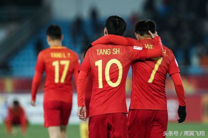 韦世豪跪地抱头痛哭,这就是兄弟经典歌曲