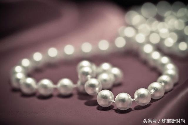 山寨珠宝竟然比正版贵,为什么珠宝都是假的啊