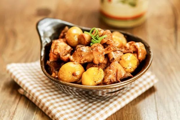 黄冈，这里不只有学霸和试卷