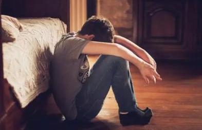 你有情侣恐惧症吗,你有社交恐惧症该怎么办