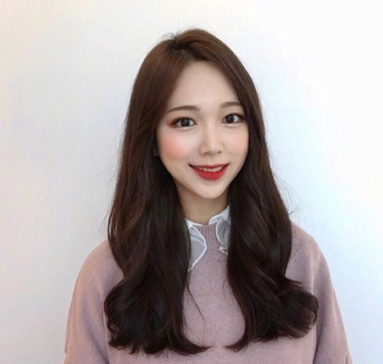 减龄中短卷发30款免打理,2018最流行中长易打理卷发