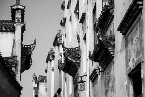 宏村和歙县古城哪个更好,歙县古城和宏村哪个更值得去