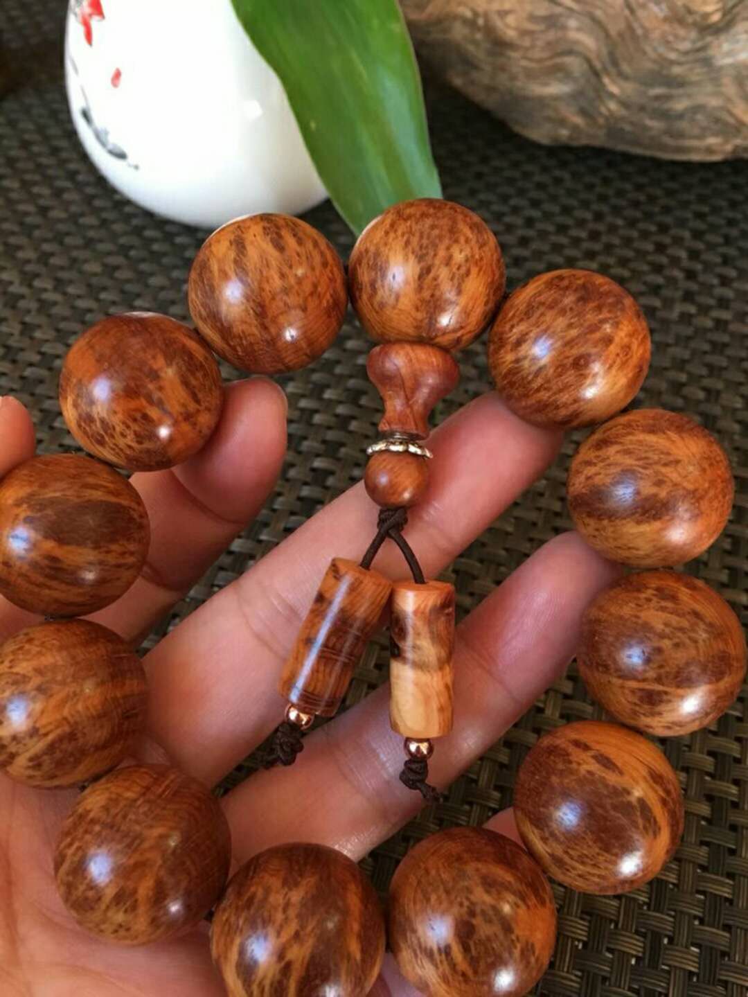 太行崖柏雷击木手串怎么盘玩,崖柏手串怎样快速盘出包浆