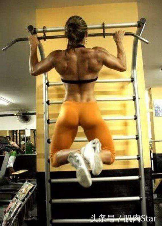 俄罗斯男子肌肉注射,25岁小伙健身3天被溶解