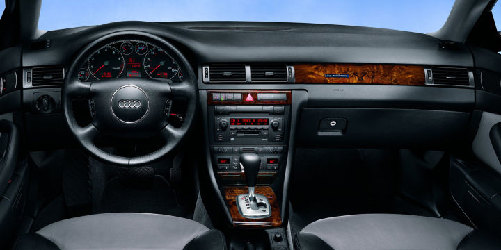 奥迪a6l汽车,奥迪a6l的历史与图片