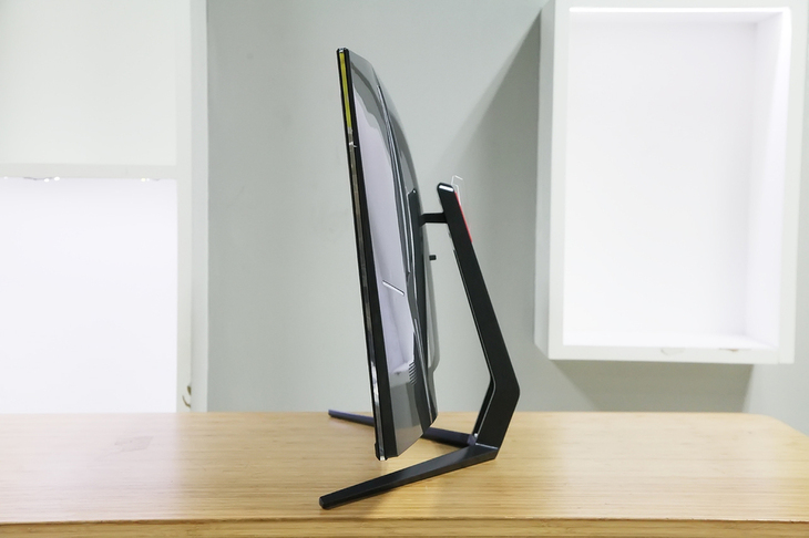 tclt32n7c显示器,tclt32m6c显示器带音响吗