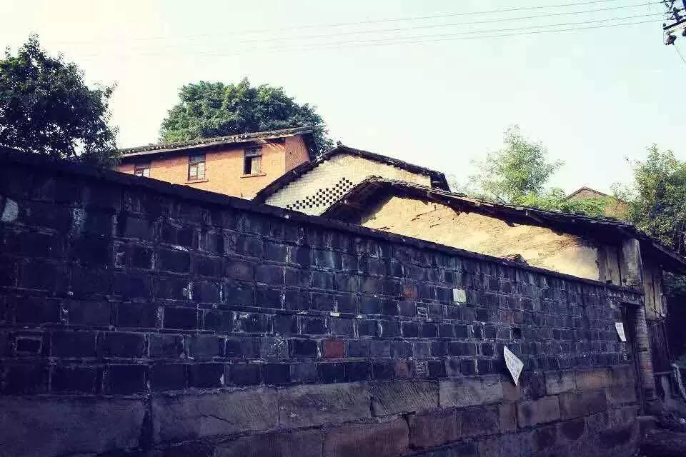 重庆旅游推荐四天三夜解放碑,重庆旅游攻略必去景点重庆解放碑