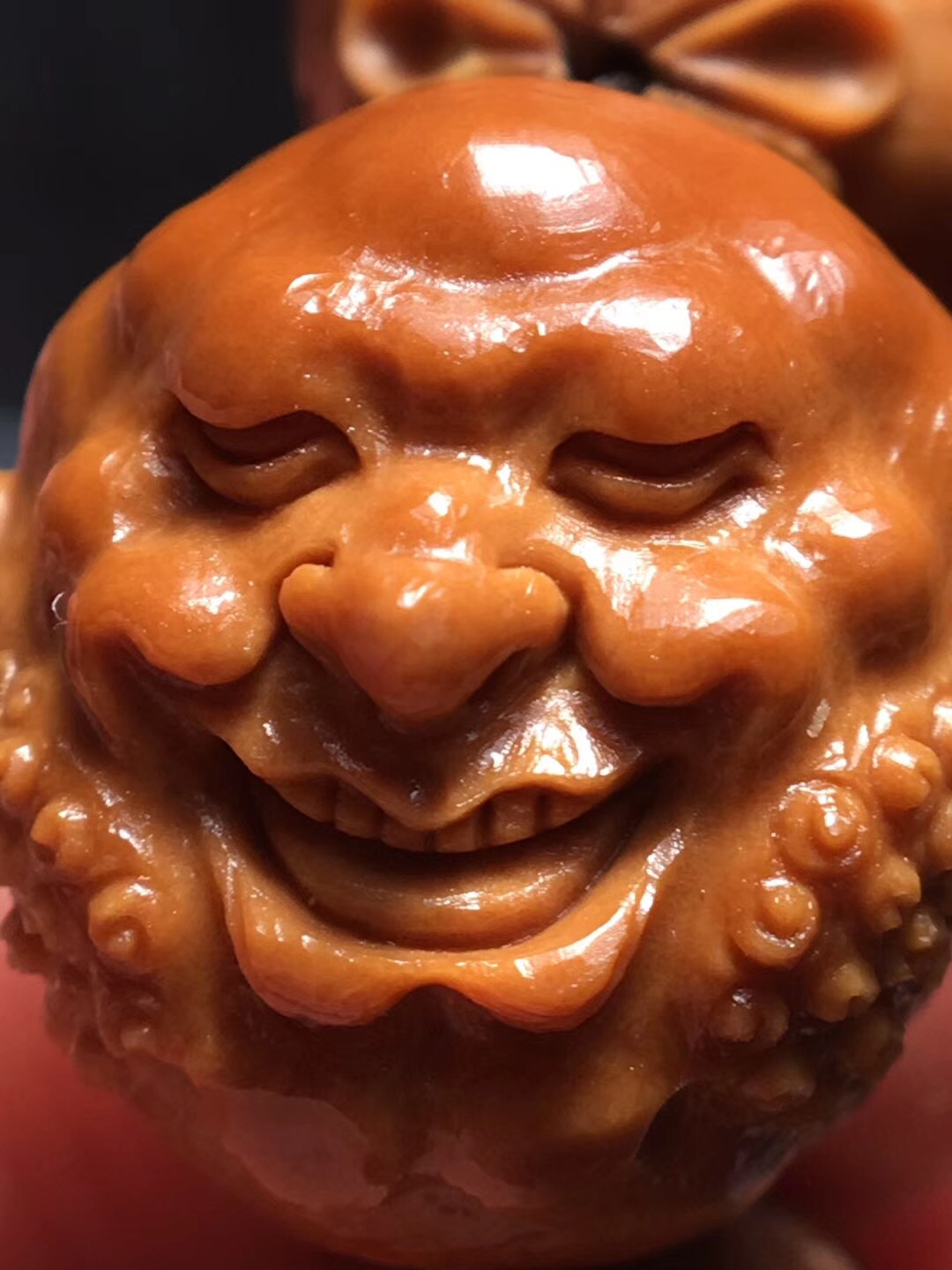 橄榄核雕的作品图片大全,橄榄核雕沈峰作品