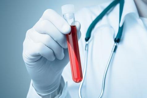 白蛋白低引起胸腔积液怎么治疗,肾病综合征白蛋白低怎么补