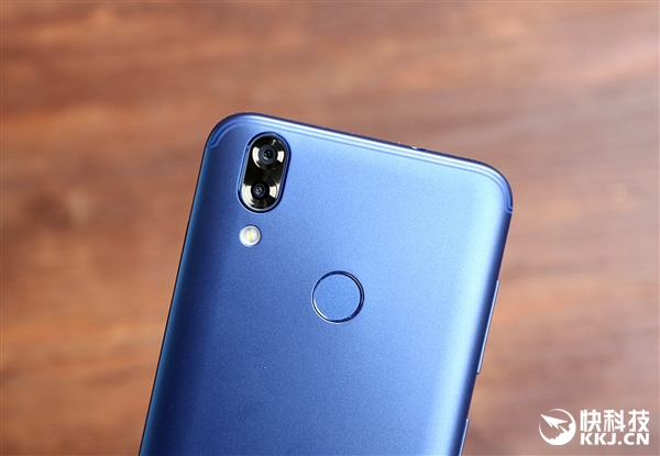 小辣椒7x吃鸡画质,红辣椒7x吃鸡测评