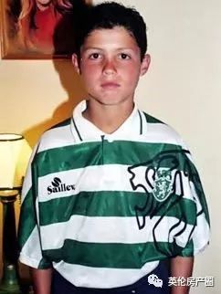 c罗在中国足球场和韩国足球场,c罗豪宅曝光