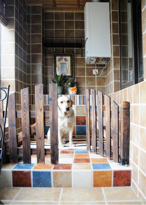 为了采光做玻璃地板,屋顶仿古砖好不好