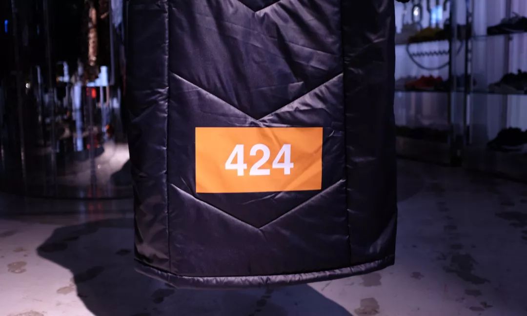 潮流｜424Fairfax赶山足球大势？携手hummel构造主题系列