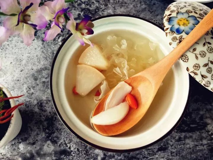 感冒咳嗽不吃药最简单的方法,感冒咳嗽只需一个小偏方