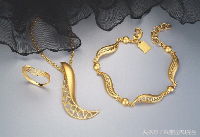 给丈母娘送礼物什么比较适合,过年丈母娘送礼送什么实惠又大方