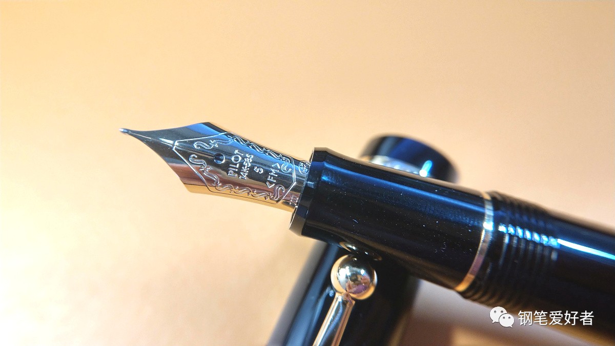 入门级钢笔金笔,百乐钢笔14k金尖585怎么样