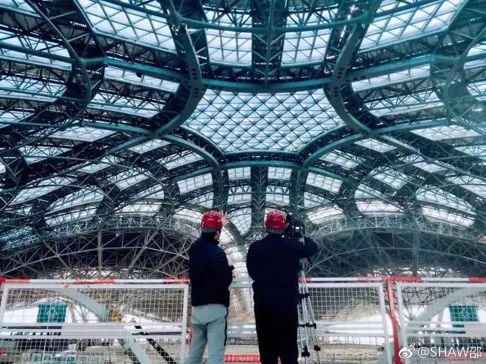 北京大兴国际机场像外星建筑,北京新机场现在建成什么样了