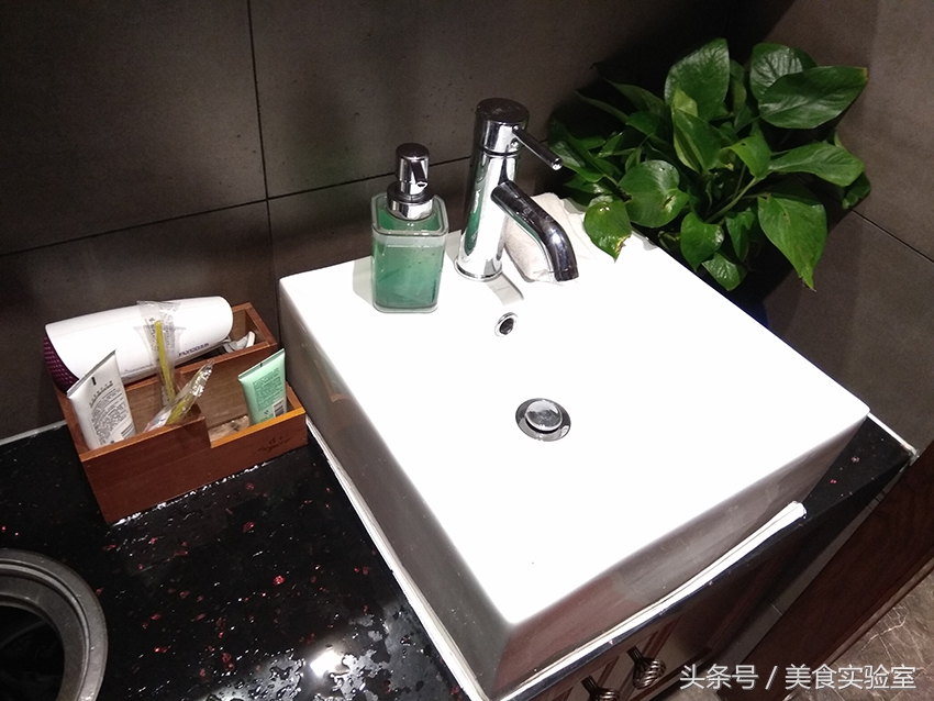 乌鲁木齐川西坝子火锅,汇蜀川西坝子火锅怎么样